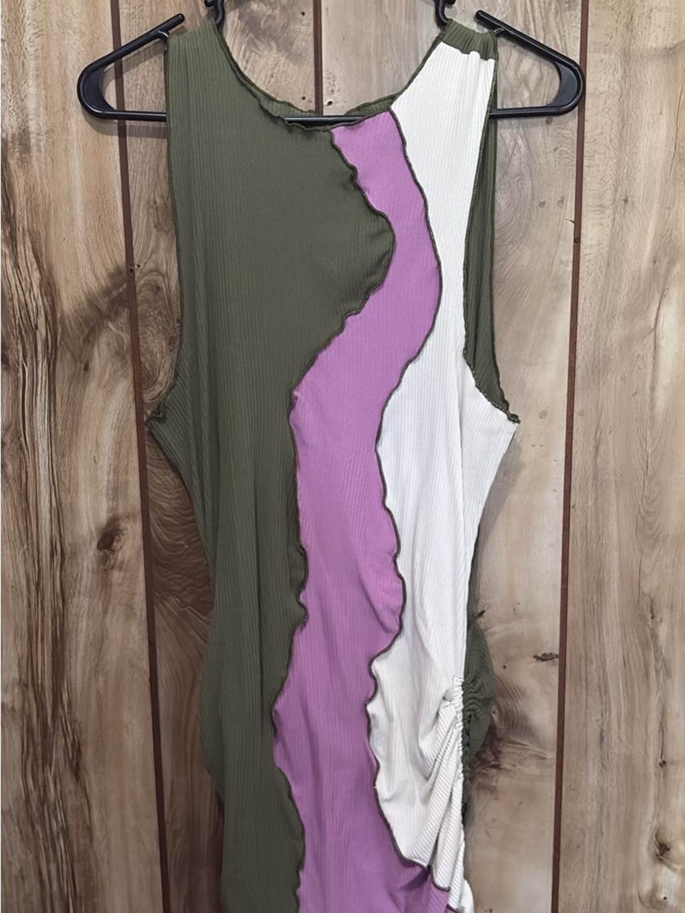 Derek Heart Olive, Lavender & White Wavy Panel Tank